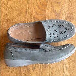 Shoes confortable Hotter Gray Loafers with Perforated Design